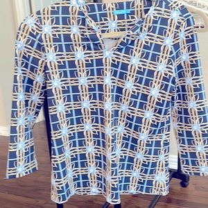 J. McLaughlin Signature Tee Navy Blue  Cream Pattern 3/4 Sleeve V Neck sz XS
